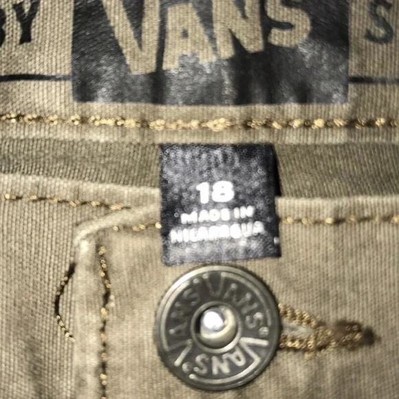 𝅺VANS jeans denim greenish grey button zipper closure size 29  🎉Host Pick🎉 - Picture 3 of 5